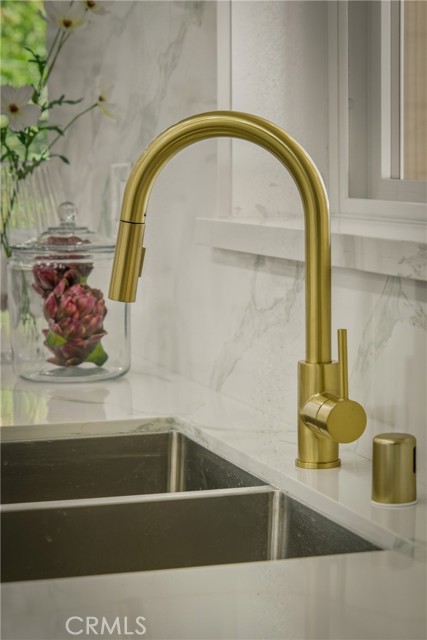 Detail Gallery Image 23 of 41 For 6150 Strickland Ave, Highland Park,  CA 90042 - 3 Beds | 2 Baths