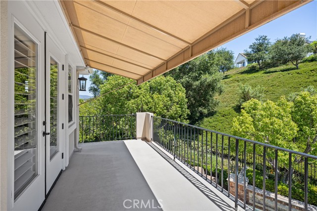 4 Sandy Knoll, Coto de Caza CA: https://media.crmls.org/medias/e4676ee3-c3e9-4d9e-8e8d-6c0eaccb4f14.jpg