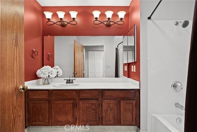 Detail Gallery Image 24 of 39 For 5 Valley Lake, Chico,  CA 95928 - 2 Beds | 2 Baths