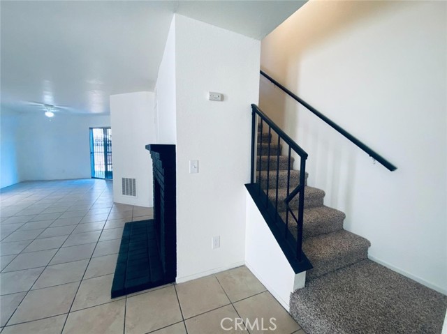 Detail Gallery Image 14 of 30 For 3582 W Terrace Ave, Fresno,  CA 93722 - 3 Beds | 2/1 Baths