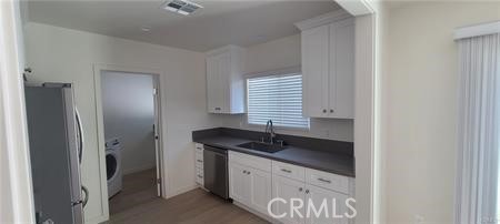 https://media.crmls.org/medias/e4687267-6402-4e06-b283-f5ee681059b1.jpg?preset=X-Large