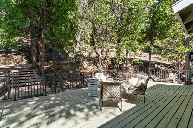 Detail Gallery Image 30 of 36 For 26270 Thunderbird Dr, Lake Arrowhead,  CA 92352 - 3 Beds | 2 Baths