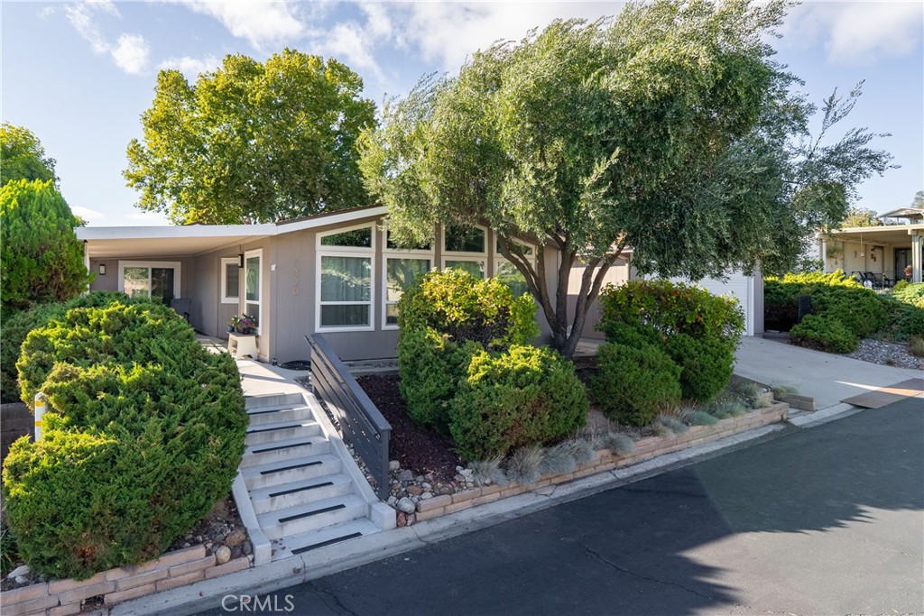 1320 Teal Ave