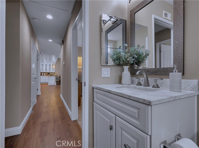 22182 Platino, Mission Viejo CA: https://media.crmls.org/medias/e46a7a2e-8ac2-4b0e-8cb8-686c8fb96441.jpg