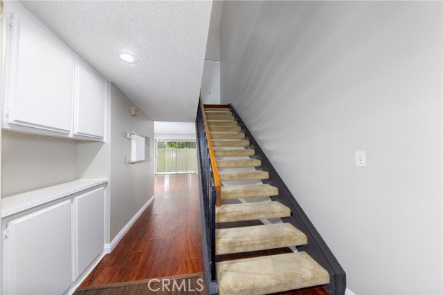 Detail Gallery Image 4 of 22 For 1270 Mohave Dr, Colton,  CA 92324 - 2 Beds | 2 Baths