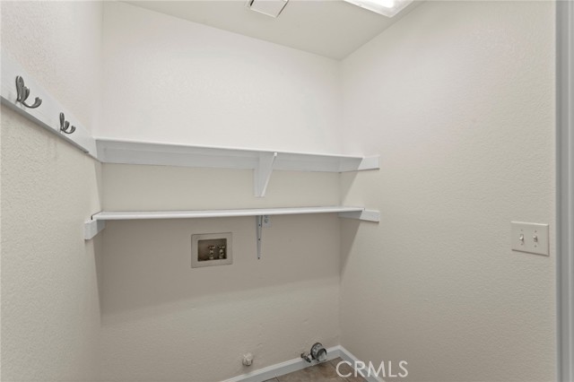 Detail Gallery Image 13 of 26 For 13628 Monterey, Victorville,  CA 92392 - 2 Beds | 2 Baths