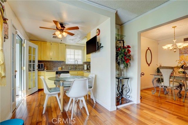 Detail Gallery Image 24 of 59 For 7115 Park Manor Ave, North Hollywood,  CA 91605 - 4 Beds | 2 Baths