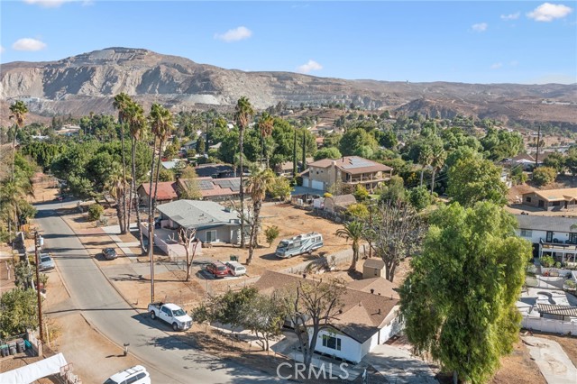 Detail Gallery Image 33 of 37 For 19930 Washington St, Corona,  CA 92881 - 4 Beds | 2 Baths