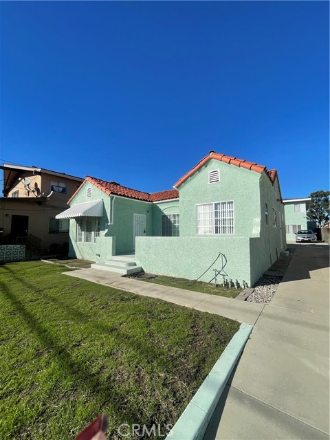 Detail Gallery Image 2 of 10 For 643 Manchester, Inglewood,  CA 90301 - 2 Beds | 1 Baths