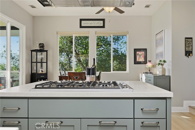 Image 15 of 72 For 18530 Glenwood Rd.