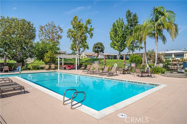 Detail Gallery Image 17 of 29 For 1001 Lambert Rd #15,  La Habra,  CA 90631 - 2 Beds | 2 Baths