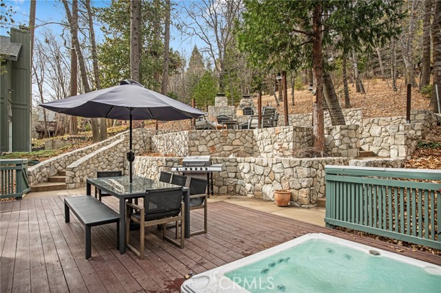 Detail Gallery Image 31 of 52 For 27516 West Shore Rd, Lake Arrowhead,  CA 92352 - 4 Beds | 4 Baths