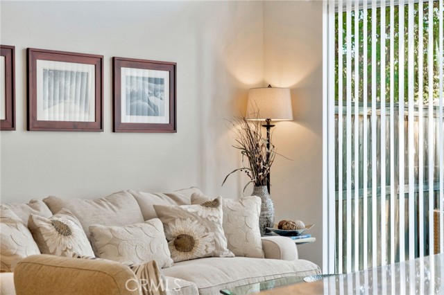 Detail Gallery Image 9 of 48 For 160 via Lampara, Rancho Santa Margarita,  CA 92688 - 3 Beds | 2/1 Baths