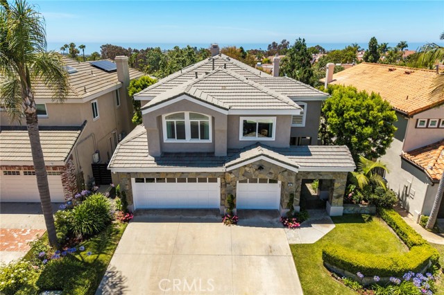 14 Glastonbury Place, Laguna Niguel CA: https://media.crmls.org/medias/e46f0f4f-2ff8-499b-8356-bb1b3c91a660.jpg