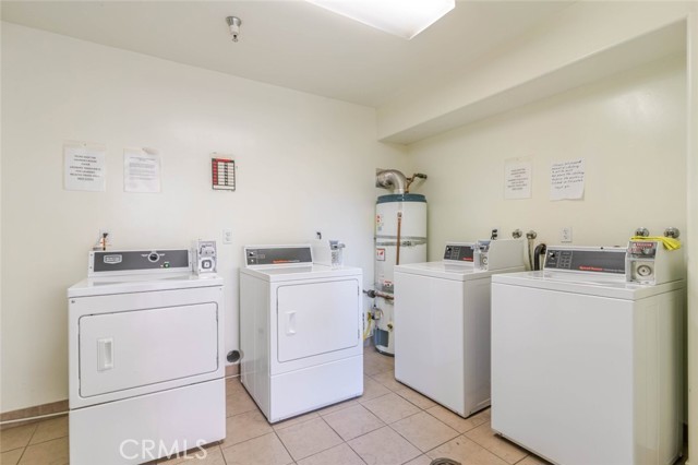 Detail Gallery Image 14 of 17 For 1466 Tamarind Ave #103,  Los Angeles,  CA 90028 - 2 Beds | 2 Baths