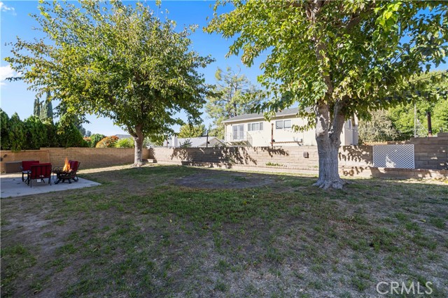 Detail Gallery Image 36 of 44 For 28975 Lotusgarden, Canyon Country,  CA 91387 - 4 Beds | 3 Baths