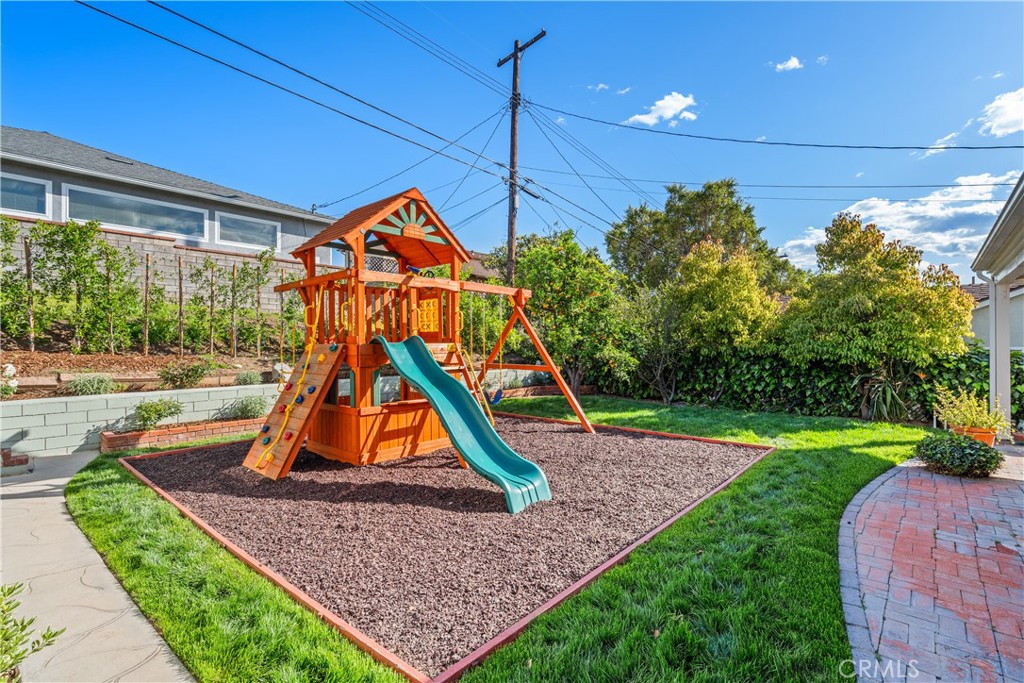 3309 Wedgewood Lane Burbank img 14