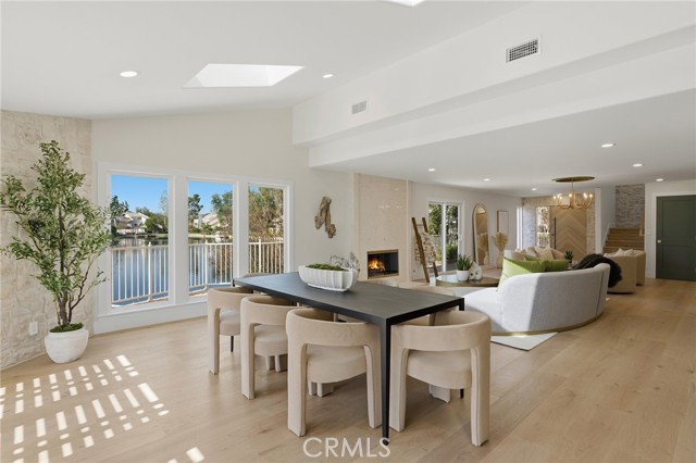 Detail Gallery Image 17 of 65 For 4707 Park Olivo #N,  Calabasas,  CA 91302 - 3 Beds | 3 Baths