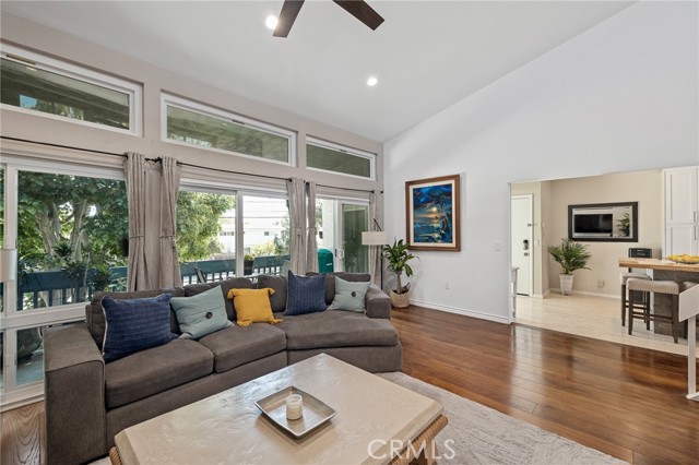 631 Prospect Avenue, Redondo Beach, California 90277, 3 Bedrooms Bedrooms, ,2 BathroomsBathrooms,Residential,Sold,Prospect,SB22086433