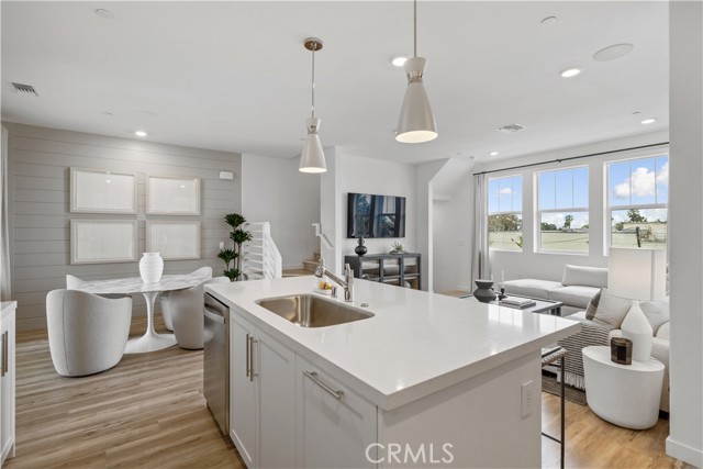 2364 Haley Point Drive, Ventura CA: https://media.crmls.org/medias/e4749a4c-82bc-4881-8890-d0b142c4e64f.jpg