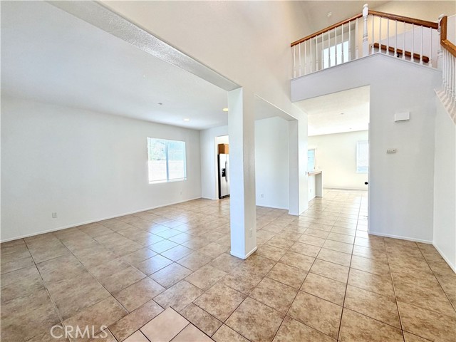 Detail Gallery Image 7 of 43 For 8182 Bon View Dr, Riverside,  CA 92508 - 5 Beds | 3 Baths