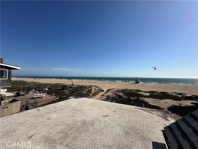16685 S Pacific Avenue, Sunset Beach CA: https://media.crmls.org/medias/e474bde8-fac0-4de8-b2cd-81a8c2baffc3.jpg
