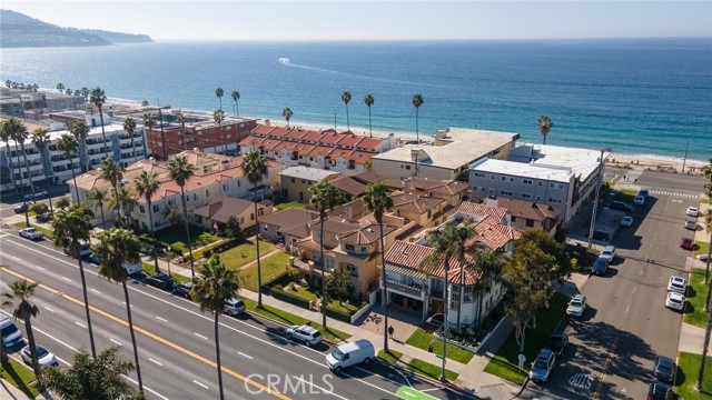 1103 Catalina Avenue, Redondo Beach, California 90277, 3 Bedrooms Bedrooms, ,2 BathroomsBathrooms,Residential,For Sale,Catalina,SB25026890