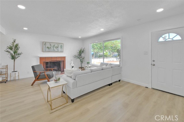 Detail Gallery Image 2 of 54 For 9398 Exeter Ave, Montclair,  CA 91763 - 3 Beds | 2 Baths