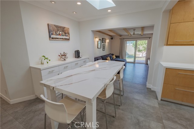 Detail Gallery Image 13 of 49 For 6641 Gerald Ave, Van Nuys,  CA 91406 - 4 Beds | 2 Baths