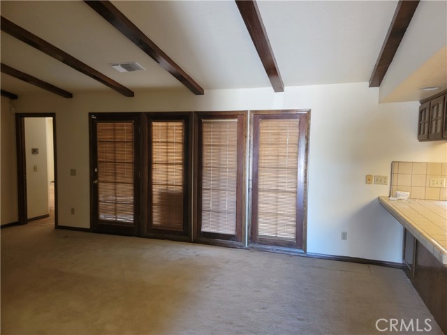 15440 Cactus Street, Hesperia CA: https://media.crmls.org/medias/e4769266-971d-408a-8f2a-71d7e2377103.jpg