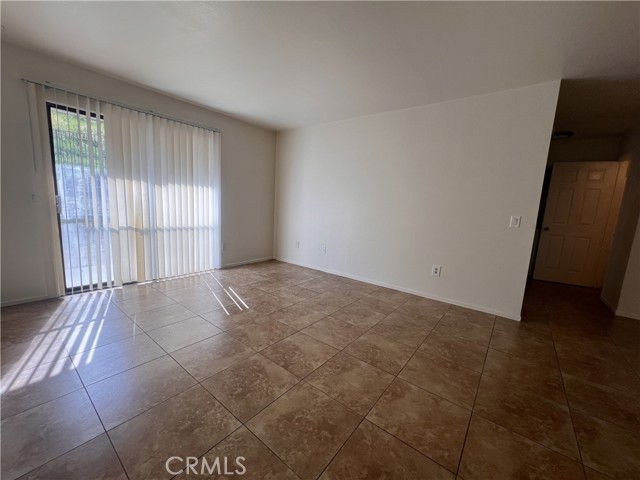Detail Gallery Image 5 of 12 For 1265 Kendall #1714,  San Bernardino,  CA 92407 - 2 Beds | 2 Baths