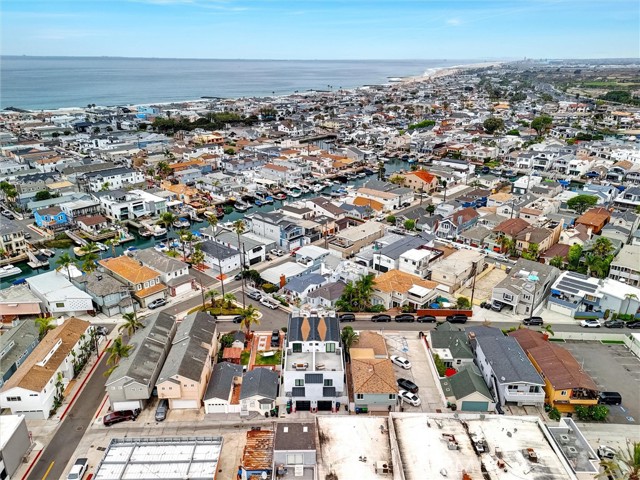506 Clubhouse Avenue, Newport Beach CA: https://media.crmls.org/medias/e4782b9b-481a-48e2-bd2a-6051a041683f.jpg