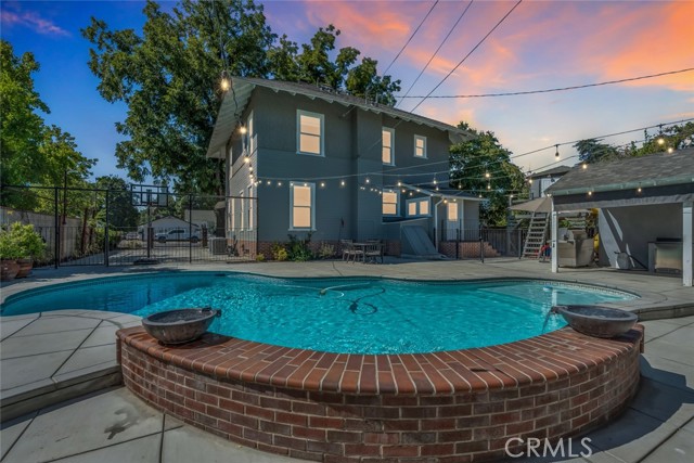 Detail Gallery Image 60 of 60 For 2124 20th St, Bakersfield,  CA 93301 - 4 Beds | 3/1 Baths