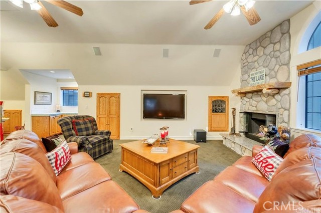 Detail Gallery Image 53 of 74 For 490 Bay View Ct, Lake Arrowhead,  CA 92352 - 5 Beds | 6/1 Baths