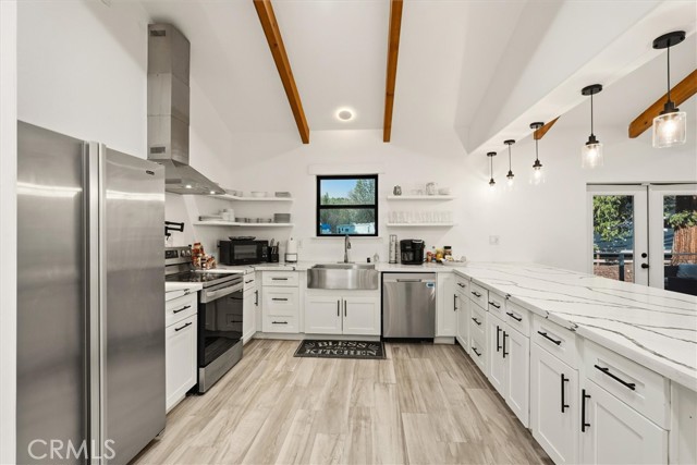 Detail Gallery Image 13 of 38 For 39490 Crane Valley Ct, Bass Lake,  CA 93604 - 3 Beds | 3/1 Baths