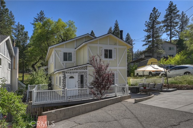 Detail Gallery Image 35 of 41 For 22771 Fir Ln, Crestline,  CA 92325 - 4 Beds | 2/1 Baths