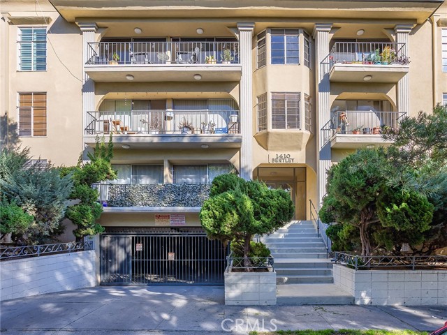 1410 S Bentley AVE Unit: 103