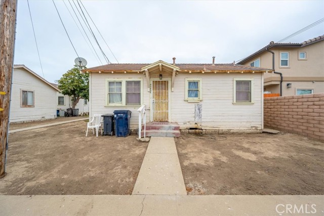 4589 12th Street, Guadalupe CA: https://media.crmls.org/medias/e47a3953-f91b-4e9b-ae7e-6bd071e20eac.jpg