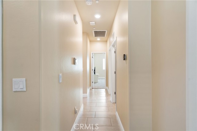 Detail Gallery Image 7 of 30 For 5913 Blue Spruce Ave, Bakersfield,  CA 93313 - 4 Beds | 2 Baths