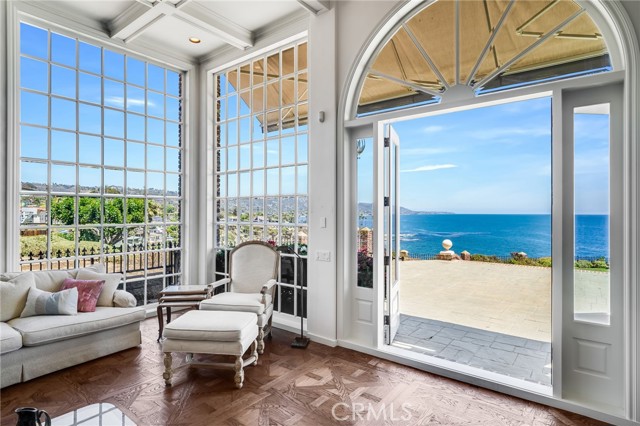 Detail Gallery Image 8 of 61 For 245 Crescent Bay Drive, Laguna Beach,  CA 92651 - 4 Beds | 5 Baths