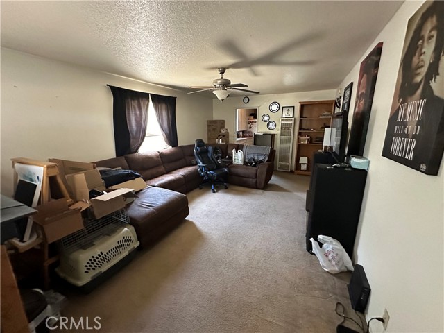 Detail Gallery Image 6 of 17 For 828 W 23rd St, Merced,  CA 95340 - 2 Beds | 1 Baths