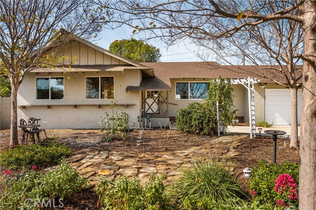 Detail Gallery Image 5 of 49 For 1532 Rainbow Dr., North Tustin,  CA 92705 - 3 Beds | 2 Baths