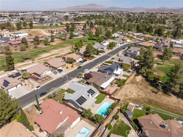 Detail Gallery Image 41 of 48 For 15821 Candlewood, Victorville,  CA 92395 - 3 Beds | 2 Baths