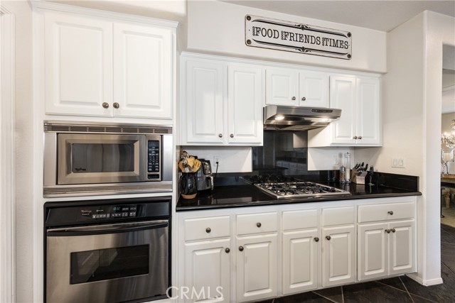 1899 Fitzgerald Avenue, San Jacinto CA: https://media.crmls.org/medias/e47de370-87d1-4c97-bdab-95aab3e507c2.jpg