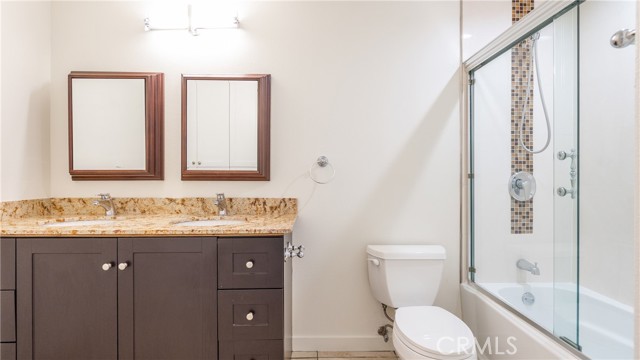 3747 Oak Glen Drive, Newbury Park CA: https://media.crmls.org/medias/e47ea303-d255-4715-874e-6c1c863d124f.jpg