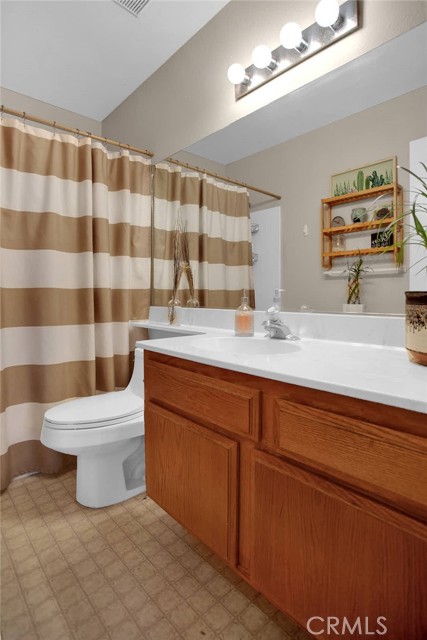 Detail Gallery Image 29 of 47 For 16236 Bridgewood Ln, Victorville,  CA 92395 - 3 Beds | 2 Baths