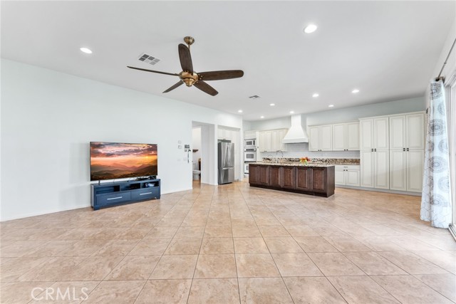 Detail Gallery Image 16 of 51 For 34326 Forest Oaks, Yucaipa,  CA 92399 - 5 Beds | 3/1 Baths