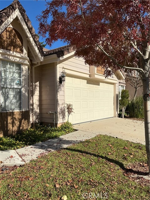 Detail Gallery Image 3 of 43 For 19849 Collins, Canyon Country,  CA 91351 - 3 Beds | 2 Baths