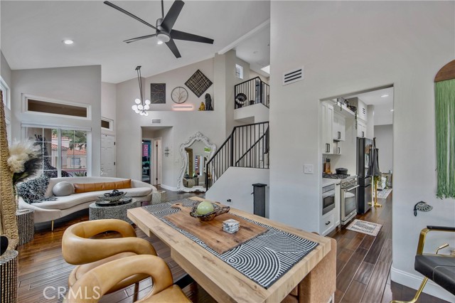 Detail Gallery Image 6 of 50 For 133 Concerto, Oak Park,  CA 91377 - 3 Beds | 3 Baths