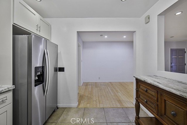 Detail Gallery Image 15 of 34 For 21 Alamitos #1,  Long Beach,  CA 90802 - 2 Beds | 2 Baths